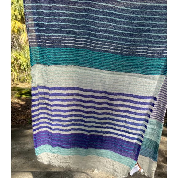 Coldwater Creek thin wool Scarf purple and green - Picture 4 of 5